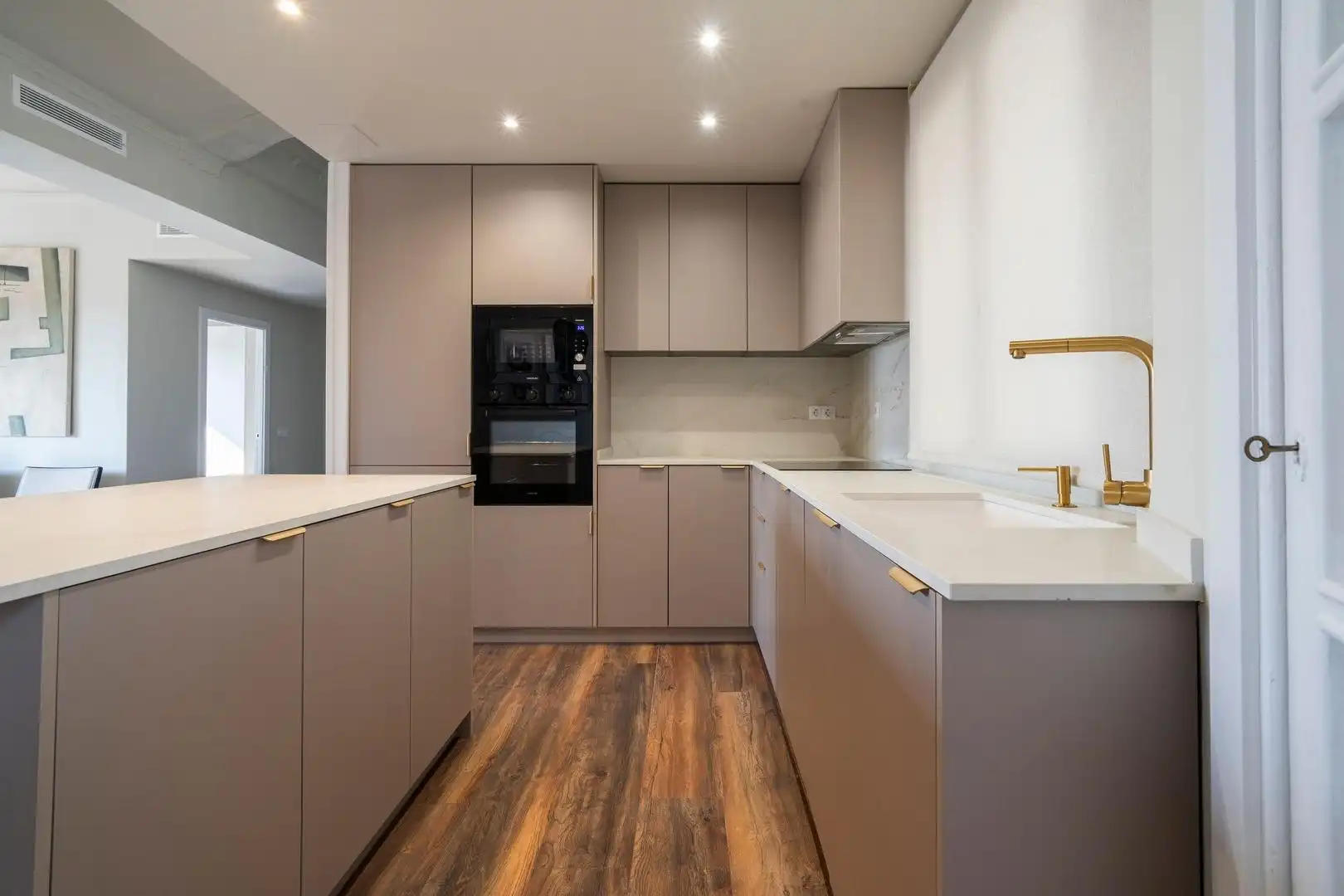 Kitchen of Attic for rent in Valencia  with Air Conditioner, Heating and Terrace