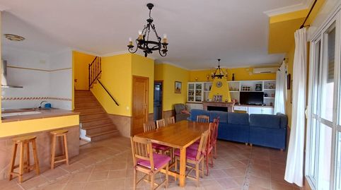 Exclusiva parcela con chalet independiente en Urbanización Los Arrayanes  La Puebla del Río, imatge 2