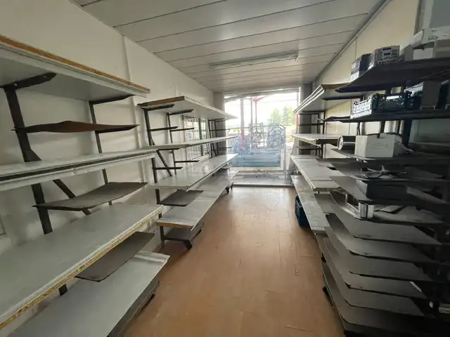 Fabrikhallen zur Miete in Valencia