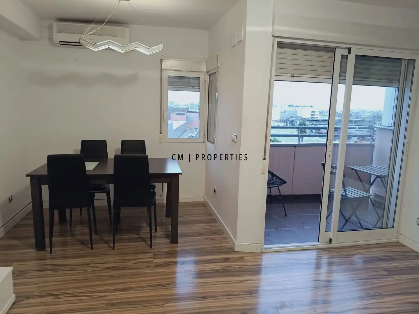 Dining room of Attic for rent in Valencia  with Heating, Terrace and Furnished
