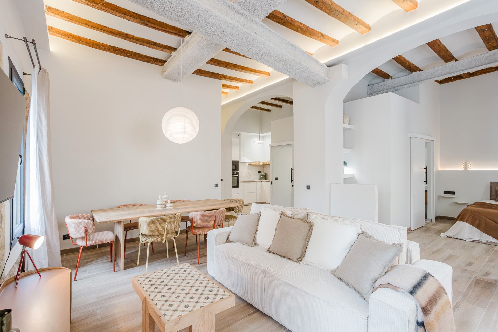Living room of Planta baja for sale in  Barcelona Capital  with Air Conditioner, Parquet flooring and Furnished