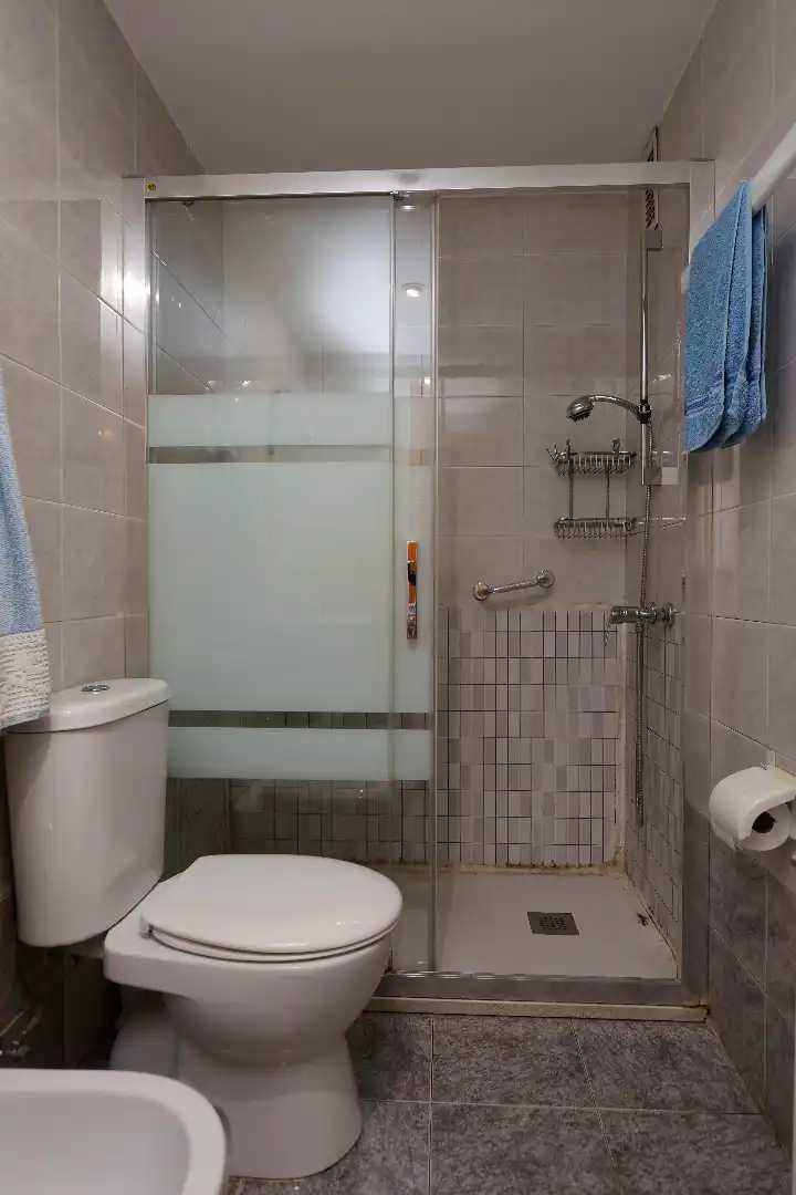 Bathroom of Flat for sale in Delicias