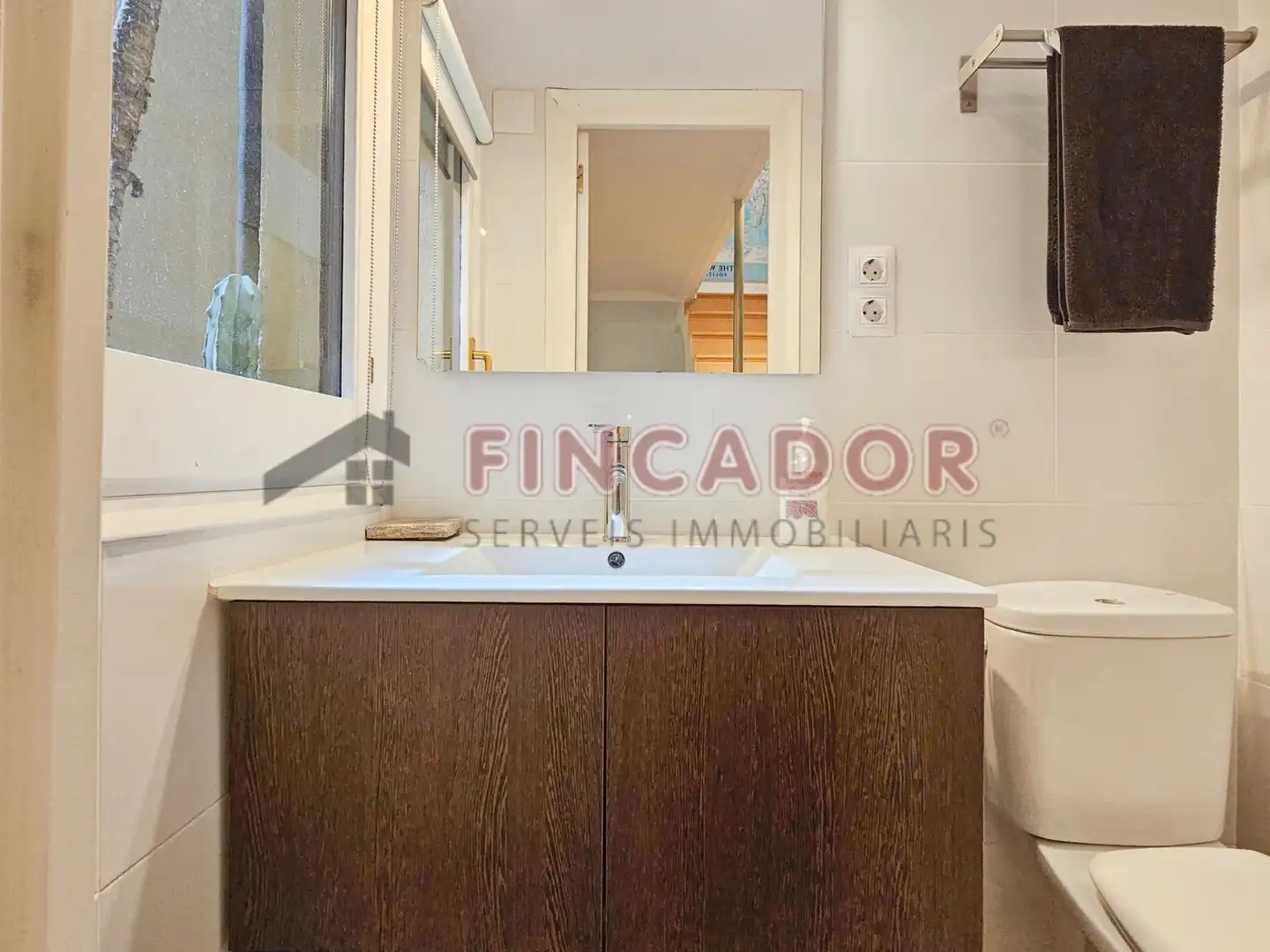 Bathroom of Duplexes for sale in Barcelona  with Heating and Furnished