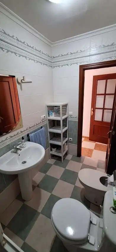 Baño de Dúplex en venta en Lora del Río con Aire acondicionado