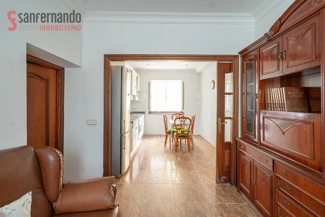 Sala d'estar de Casa o xalet en venda en Camargo amb Traster