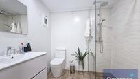 Bathroom of Flat for sale in Alicante / Alacant  with Air Conditioner, Heating and Balcony