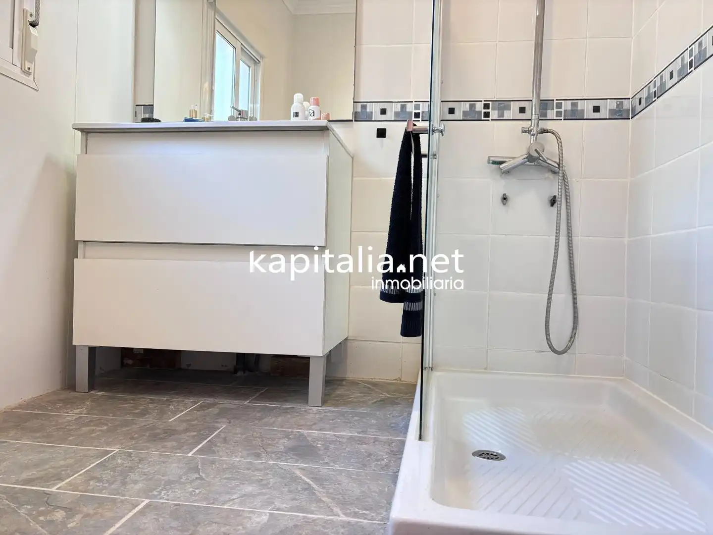 Bathroom of Houses for sale in Quatretonda  with Air Conditioner, Private garden and Terrace