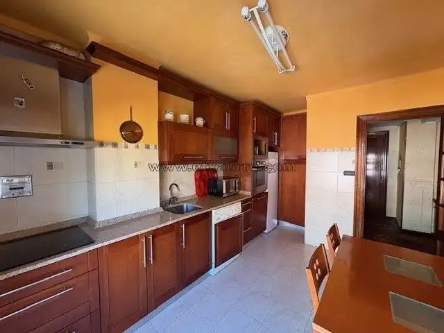 Cuina de Pis en venda en Laudio / Llodio amb Calefacció i Balcó
