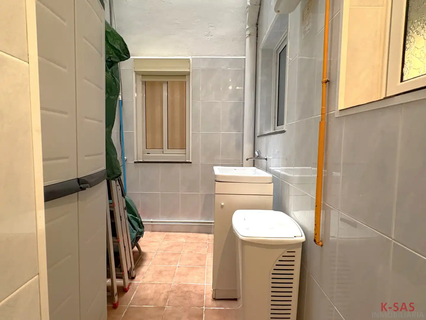 Bathroom of Flat for sale in Esplugues de Llobregat  with Heating, Furnished and Oven