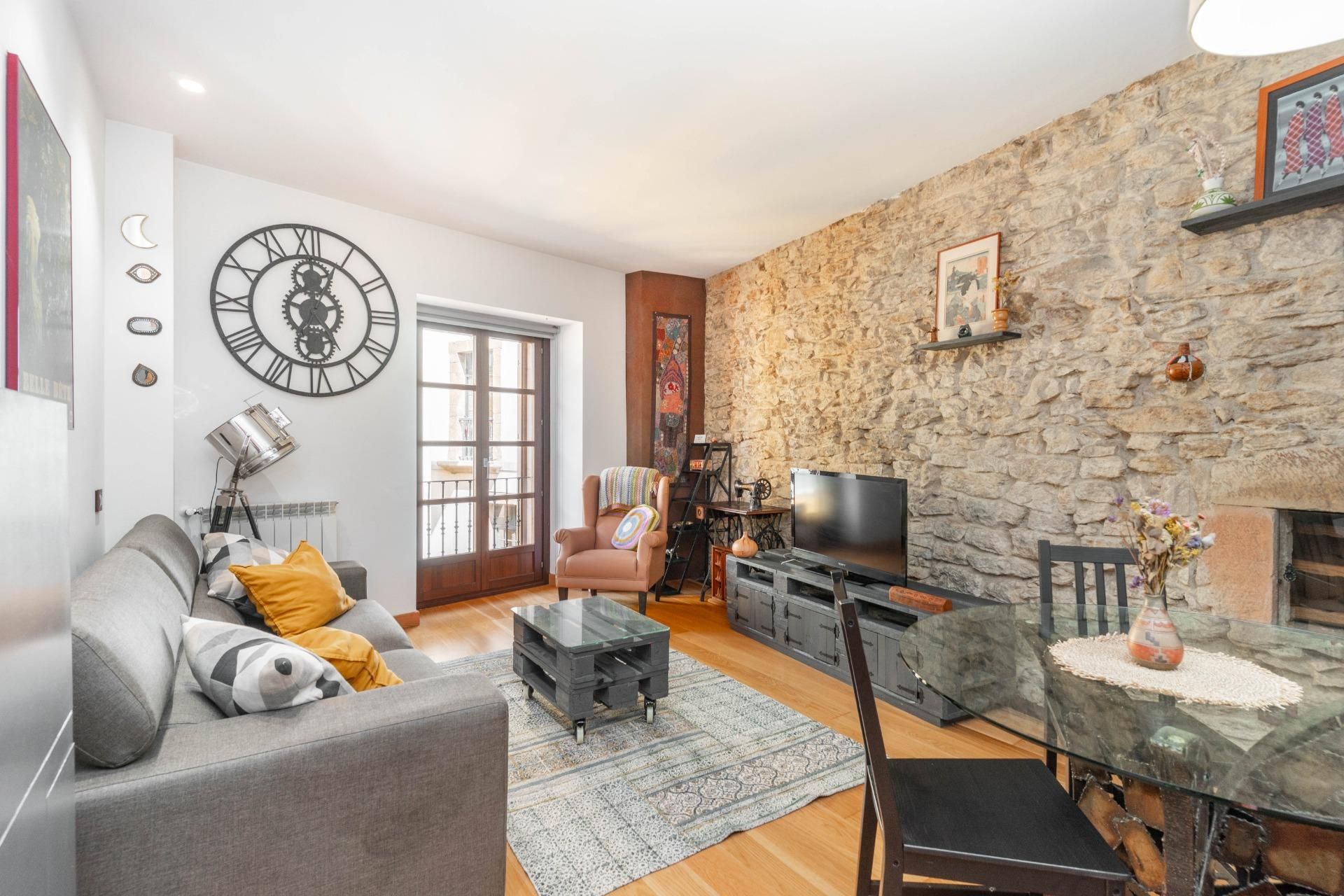 Living room of Flat for sale in Oviedo   with Heating and Balcony