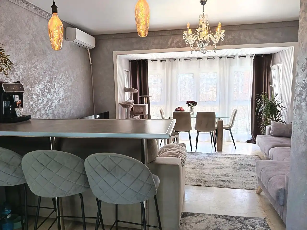 Comedor de Piso en venta en Oliva con Aire acondicionado