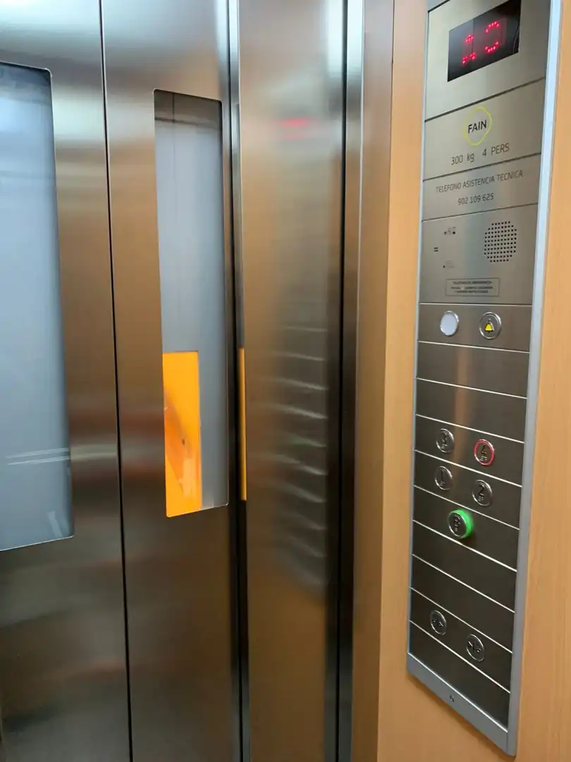 Flat for sale in Madrid  with Heating and Storage room
