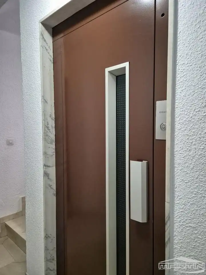 Piso de alquiler en Lucena con Aire acondicionado, Terraza y Amueblado