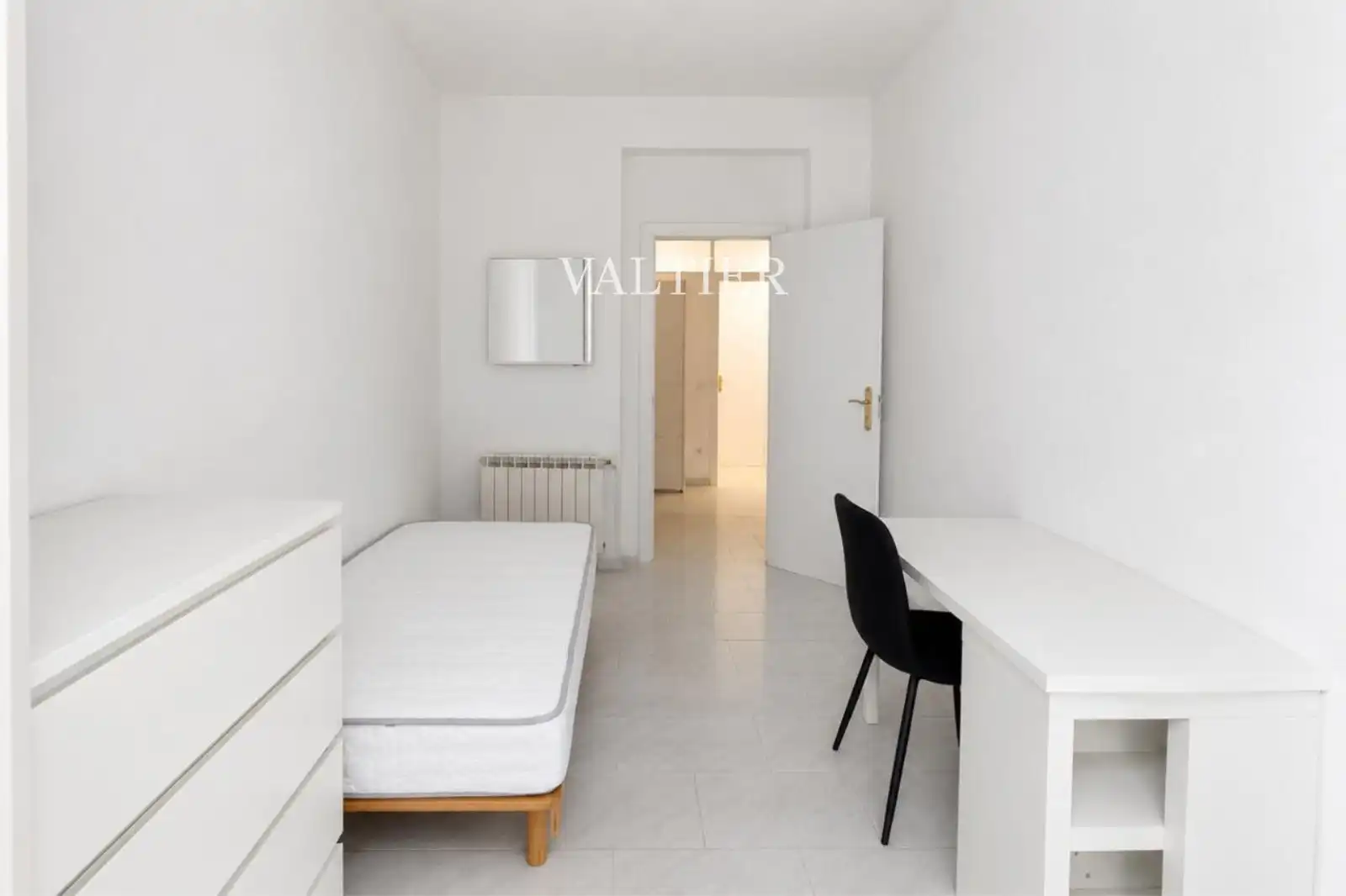 Bedroom of Flat for rent in Madrid