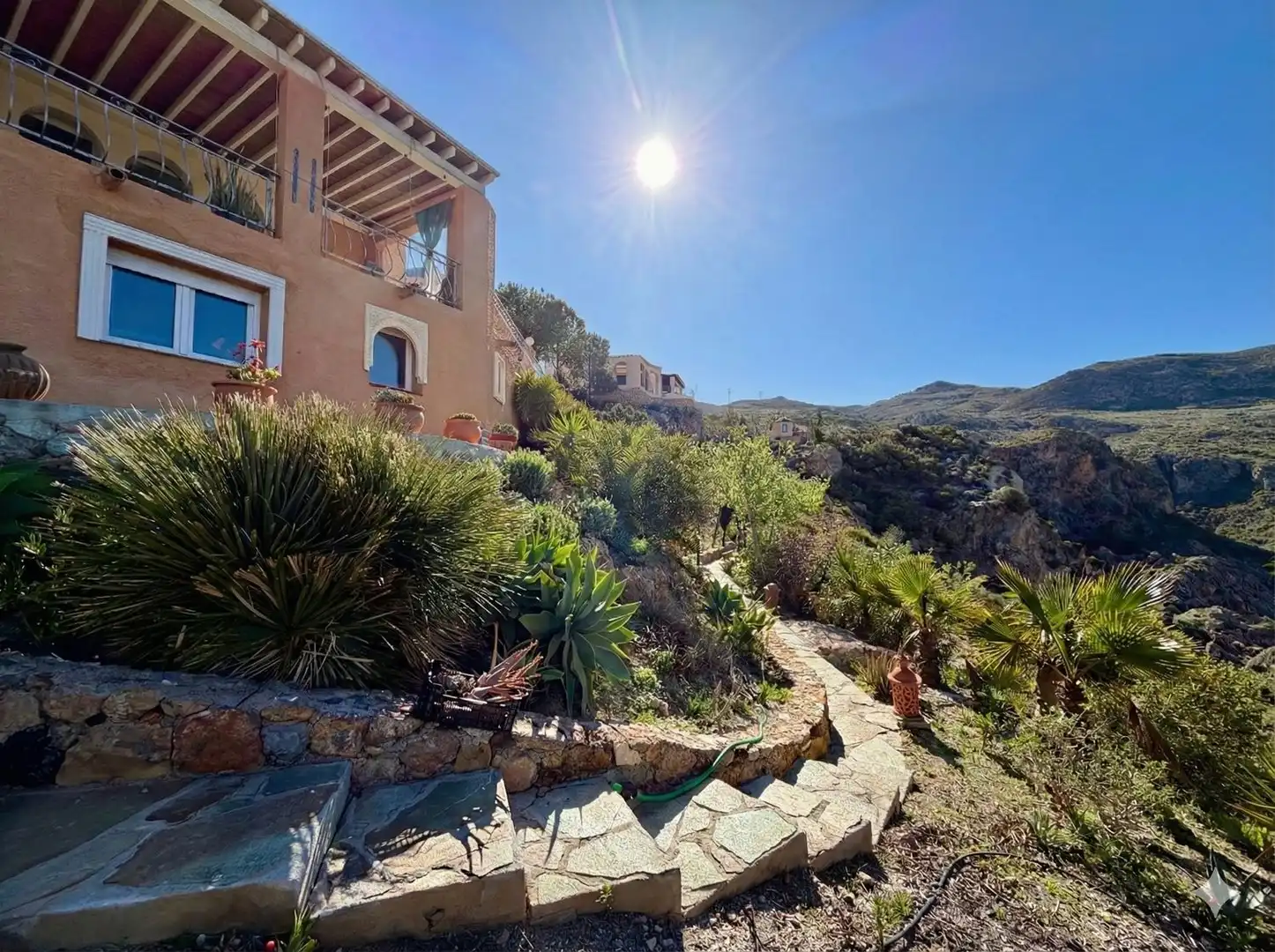 Vista exterior de Casa o xalet en venda en Turre amb Aire condicionat, Terrassa i Traster