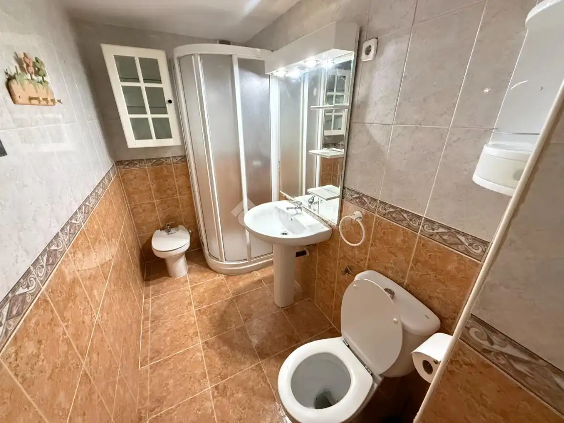 Bany de Pis de lloguer en Guadalajara amb Calefacció