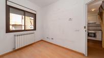 Bedroom of Flat for sale in  Madrid Capital