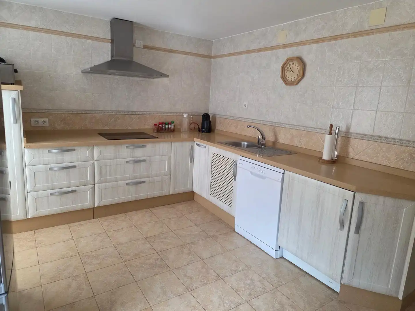 Kitchen of Houses for rent in Vélez-Málaga  with Air Conditioner, Terrace and Furnished