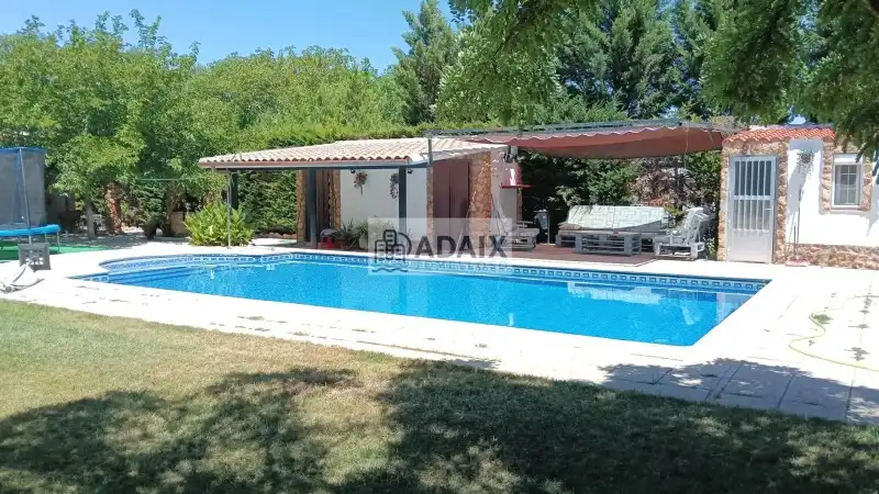 Casa rústica en venda a Argamasilla de Alba
