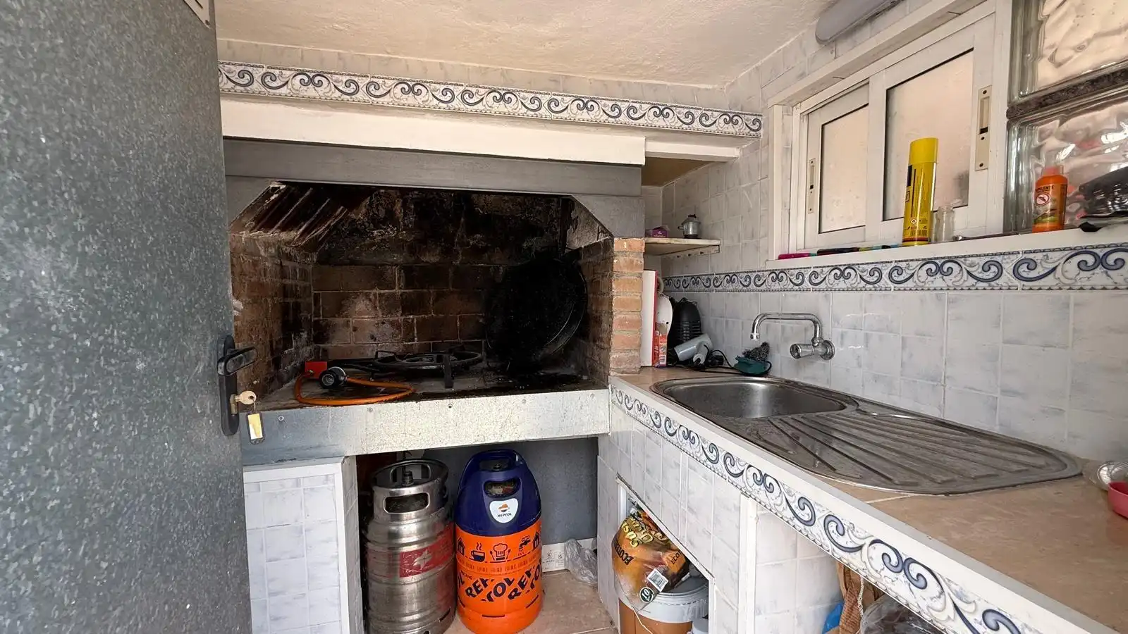 Cuina de Casa o xalet en venda en Chiva amb Aire condicionat, Calefacció i Jardí privat