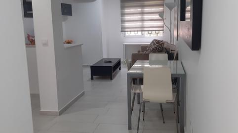 Foto 2 de Piso de alquiler en Bajadilla - Fuente Nueva, Cádiz