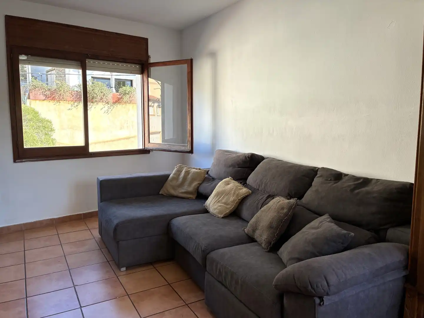 Sala de estar de Casa adosada en venta en Sant Feliu de Guíxols con Calefacción, Trastero y Balcón