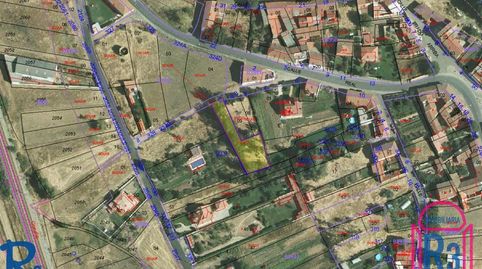 Se vende parcela urbana en Grulleros