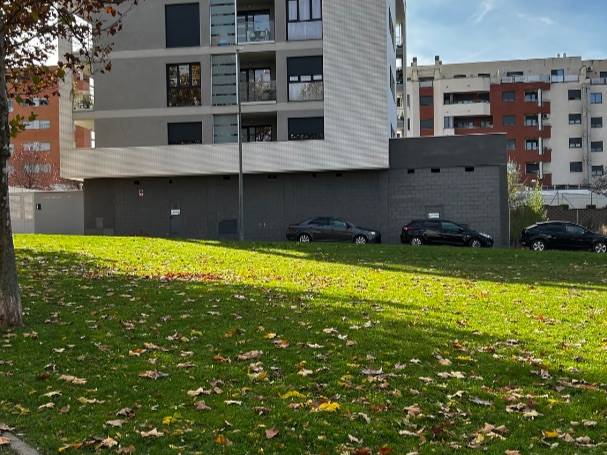 Local comercial en Alquiler en Paseo El Castañar, 17 en Las Cañas