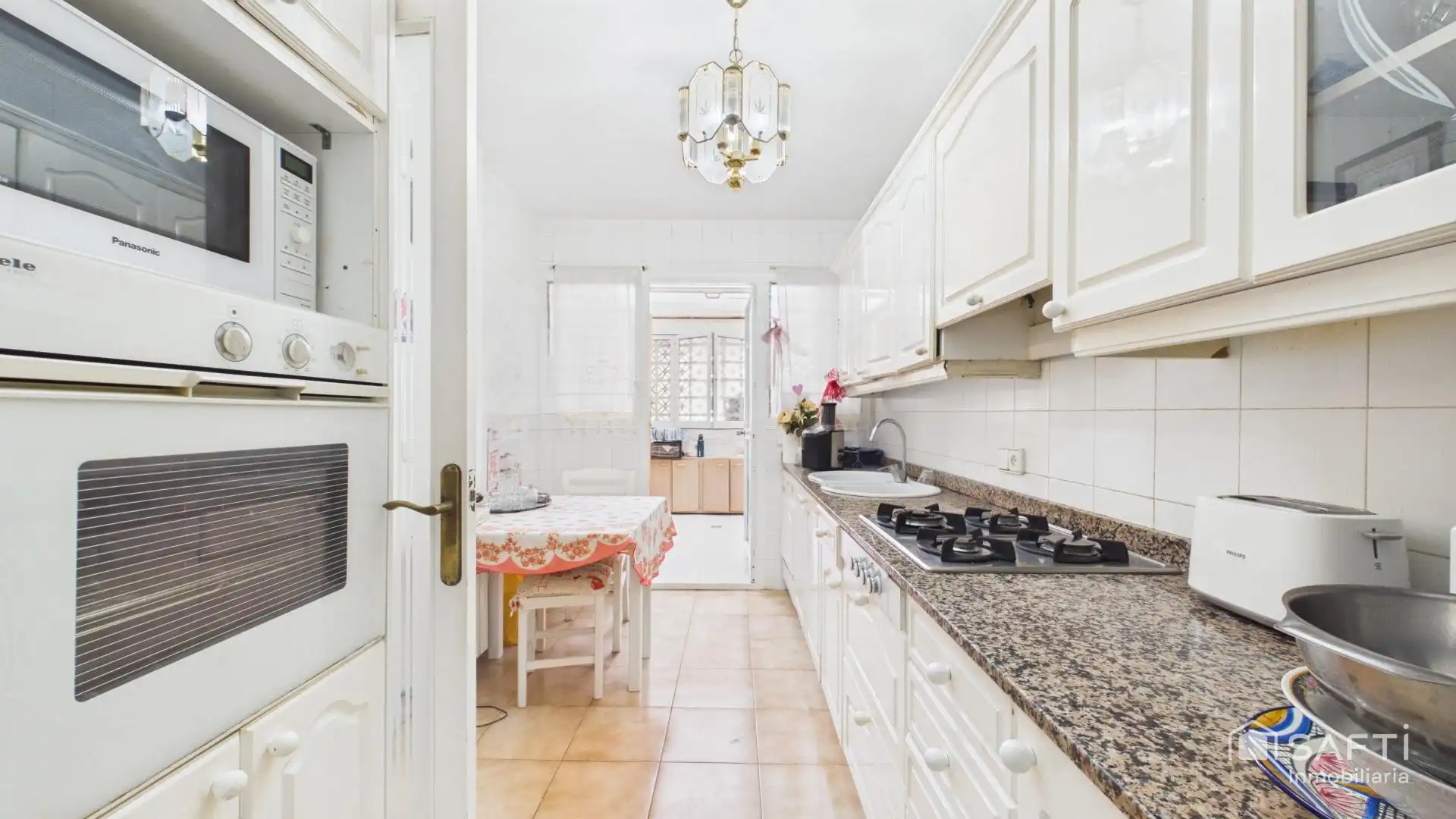 Kitchen of Detached homes for sale in Calvià  with Air Conditioner, Terrace and Balcony