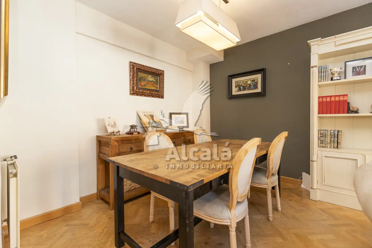 Comedor de Piso en venta en Alcalá de Henares con Calefacción, Parquet y Piscina