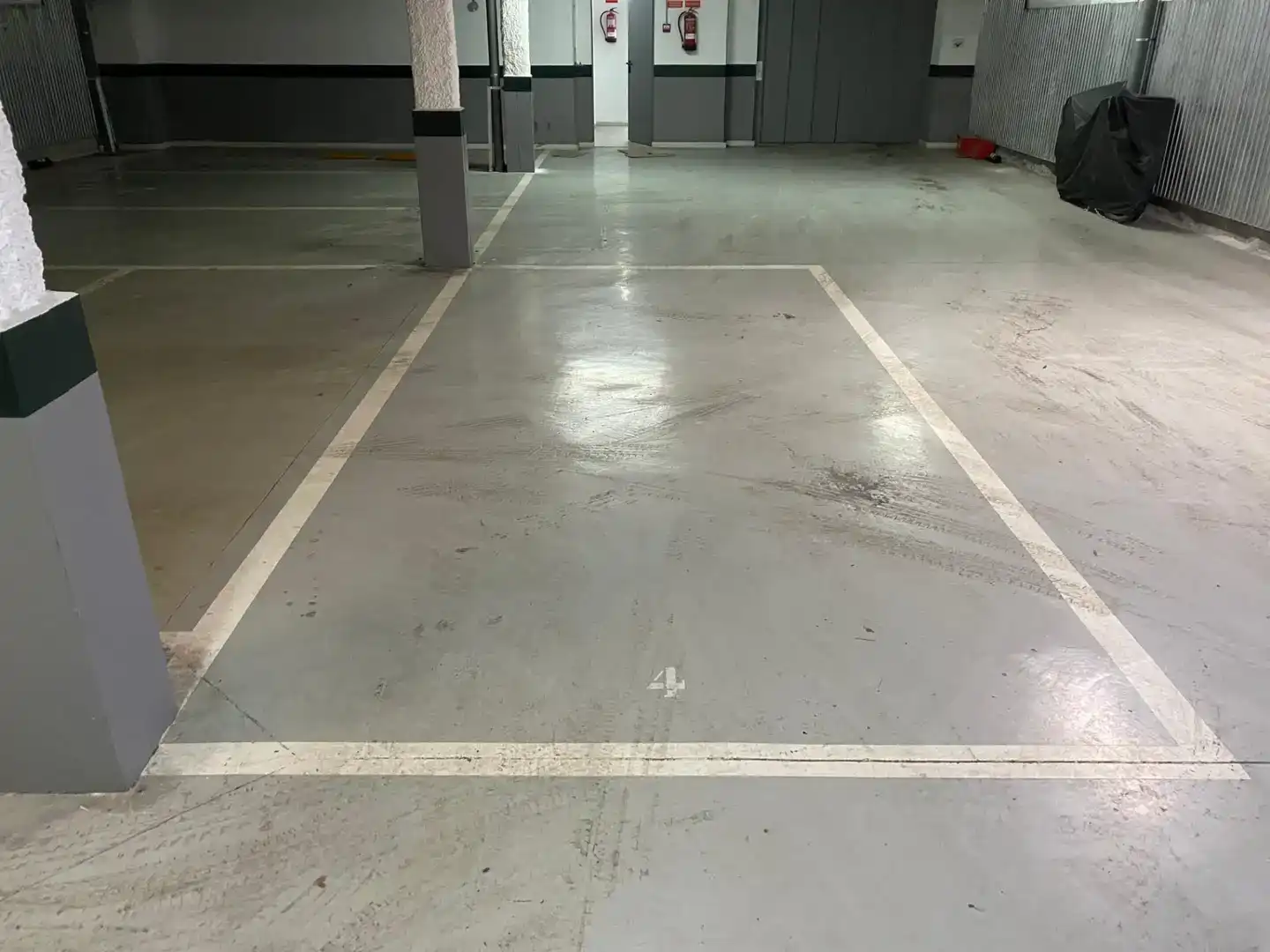 Parkplatz von Garage zur Miete in Madrid