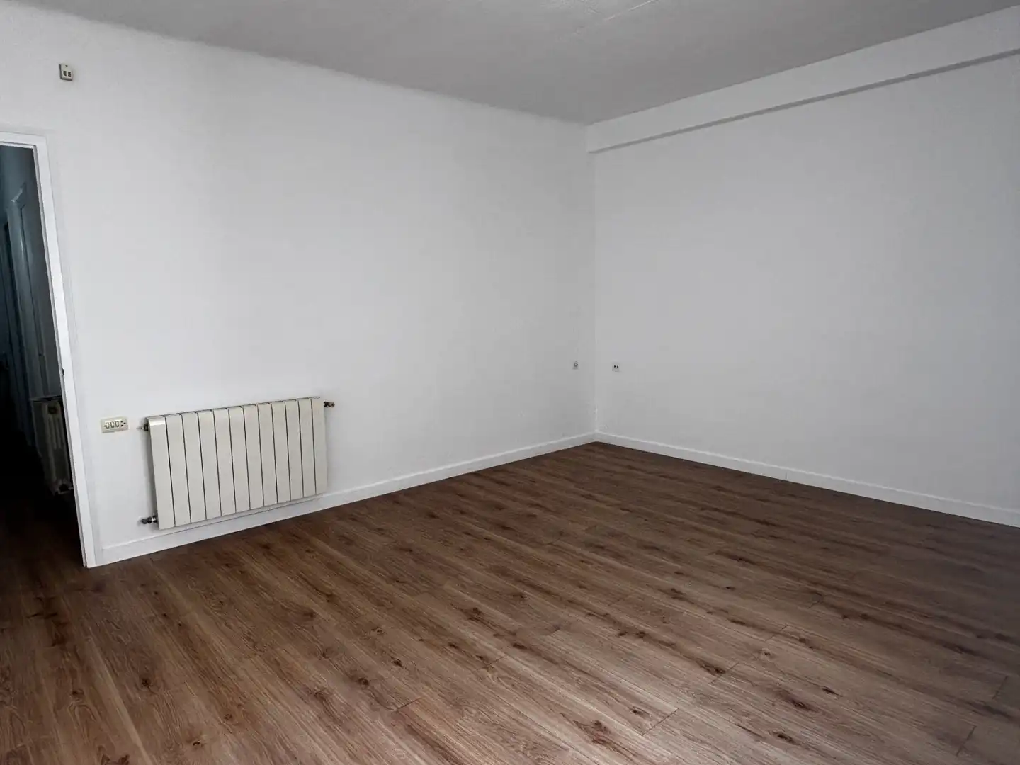 Bedroom of Flat for sale in Terrassa  with Heating, Parquet flooring and Terrace