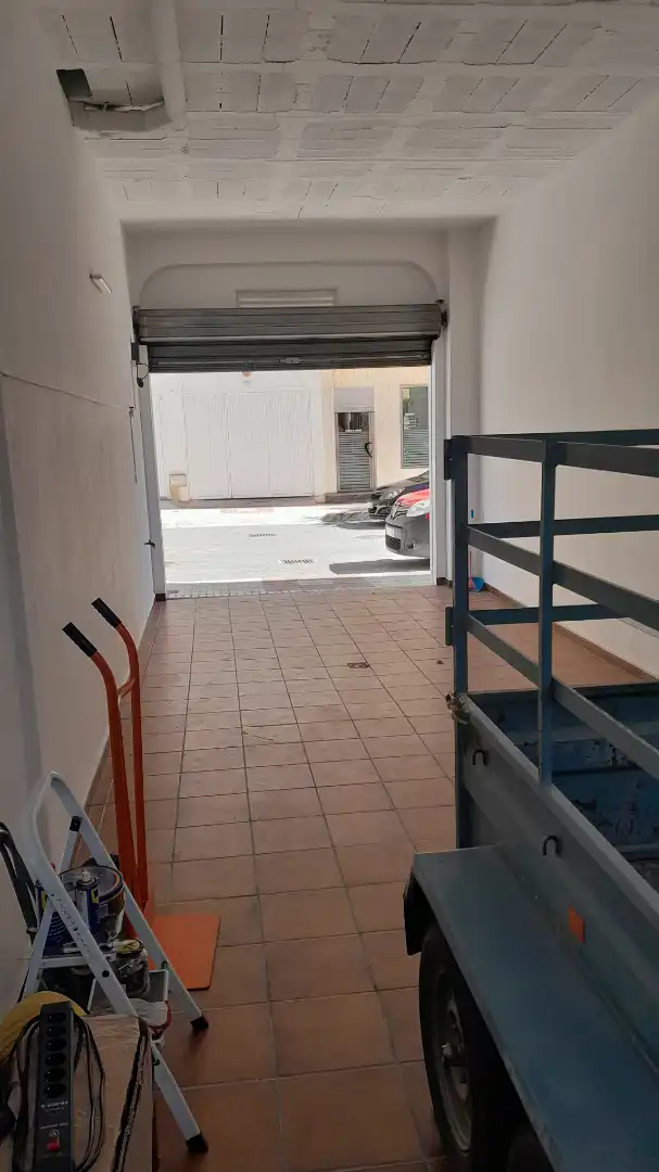 Business premises for sale in Avenida de Andalucia 35, imagen 2