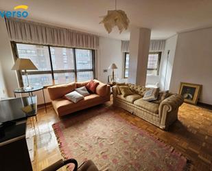 Flat to share in Calle VITORIA, Villa Pilar