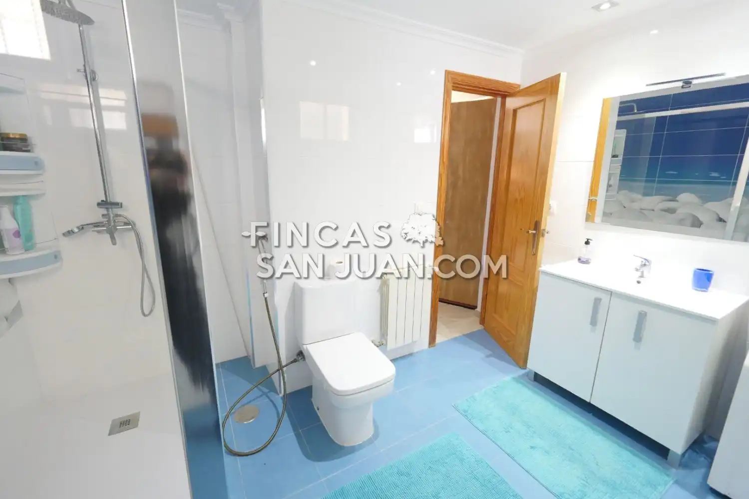 Baño de Casa o chalet en venta en Mutxamel con Terraza, Piscina y Balcón
