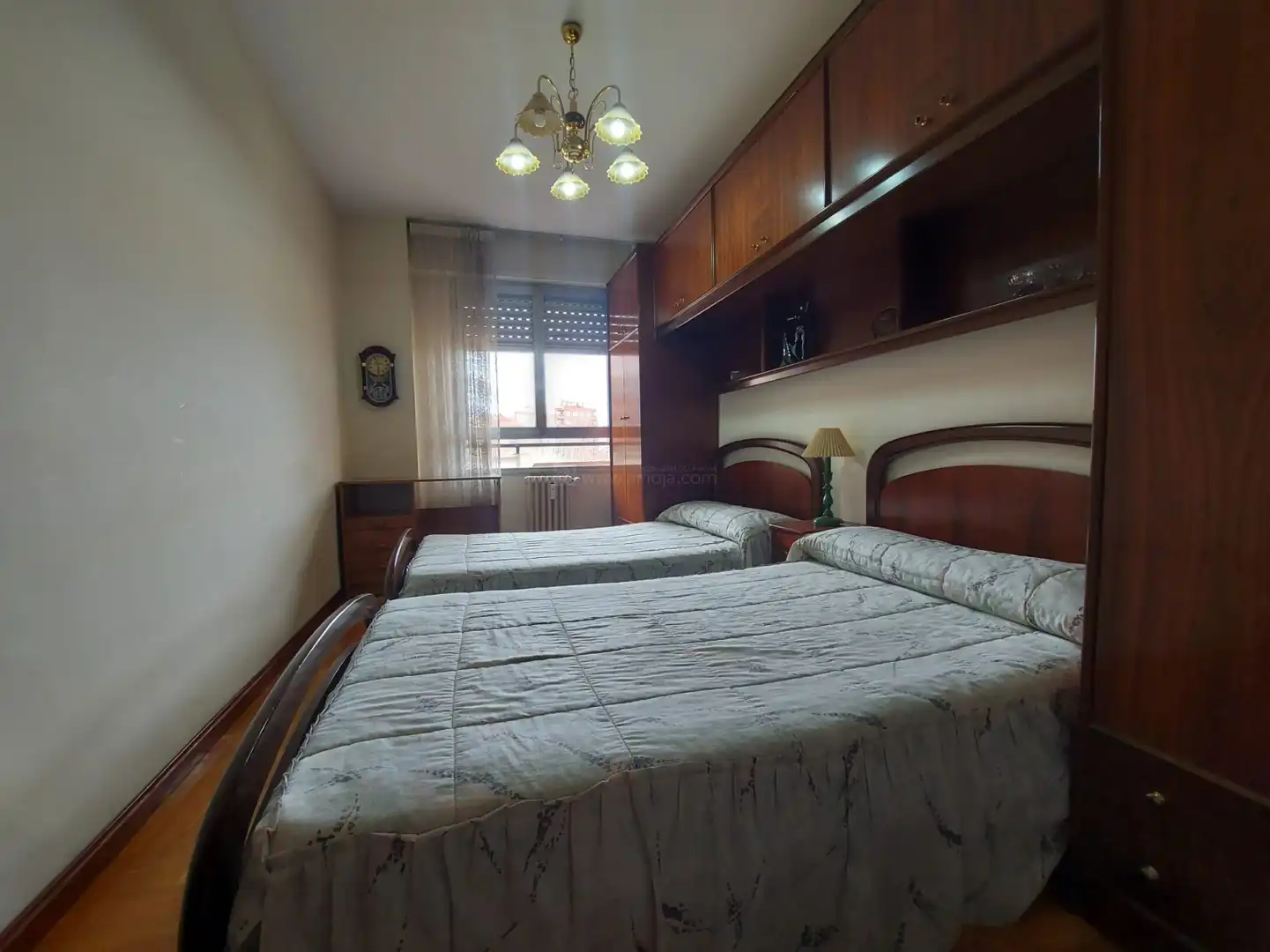 Dormitori de Pis en venda en  Logroño amb Calefacció, Parquet i Terrassa