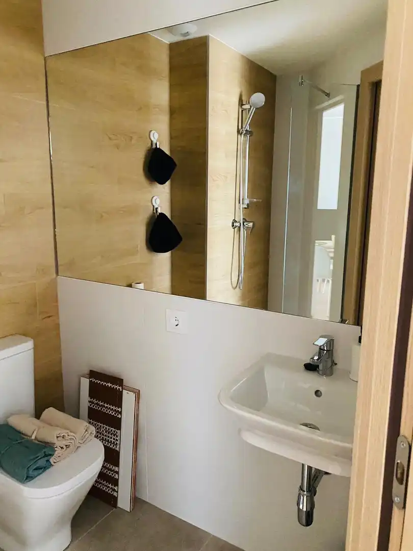 Badezimmer von Wohnung zur Miete in Murcia mit Klimaanlage, Heizung und Terrasse