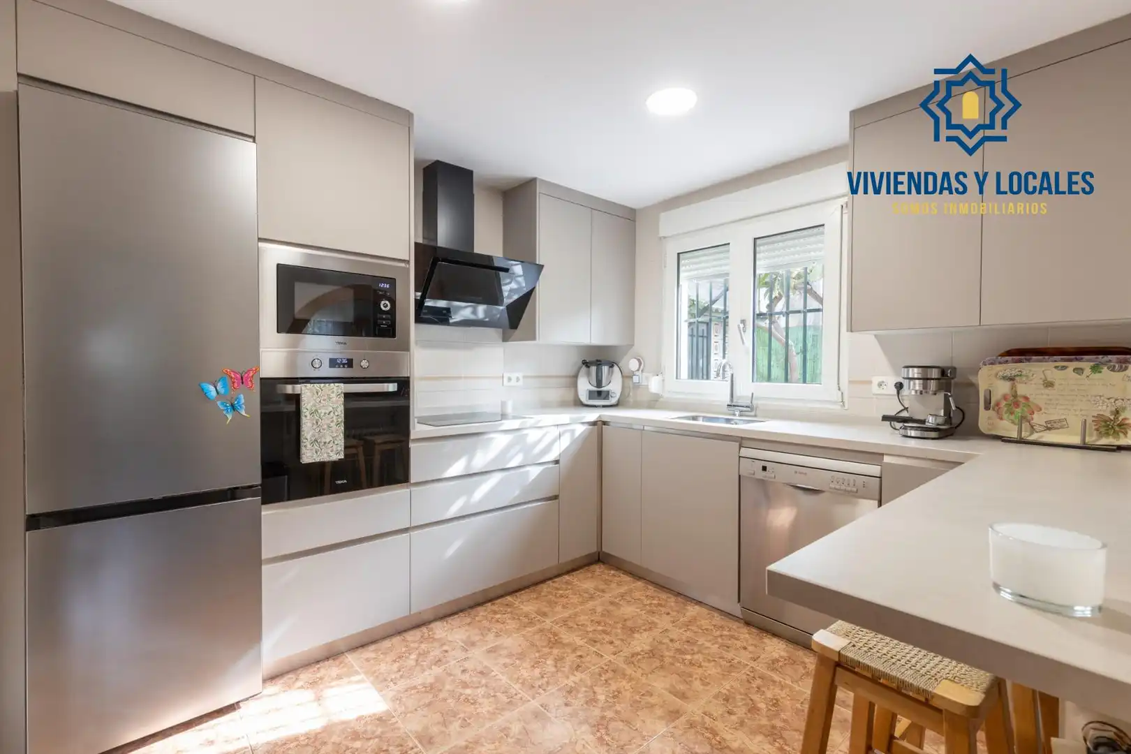 Villa mit Terrasse zum Verkauf in Calle Calle Borgoña, imagen 16