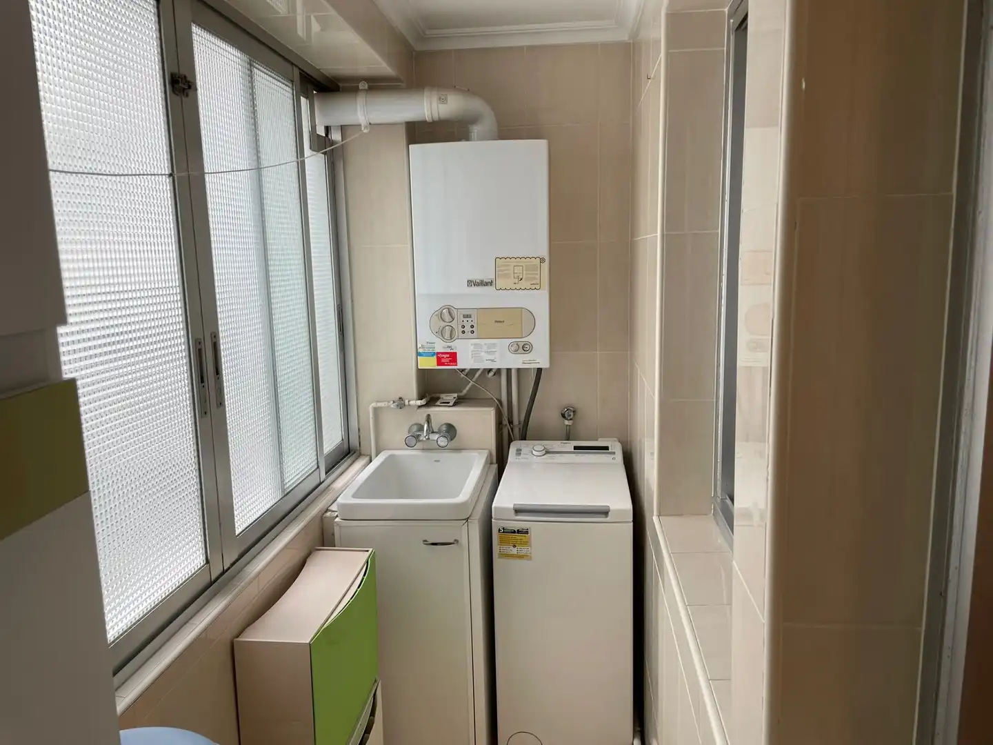 Bany de Pis en venda en Valencia amb Aire condicionat, Calefacció i Moblat