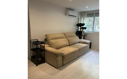 Living room of Flat for sale in  Madrid Capital  with Air Conditioner