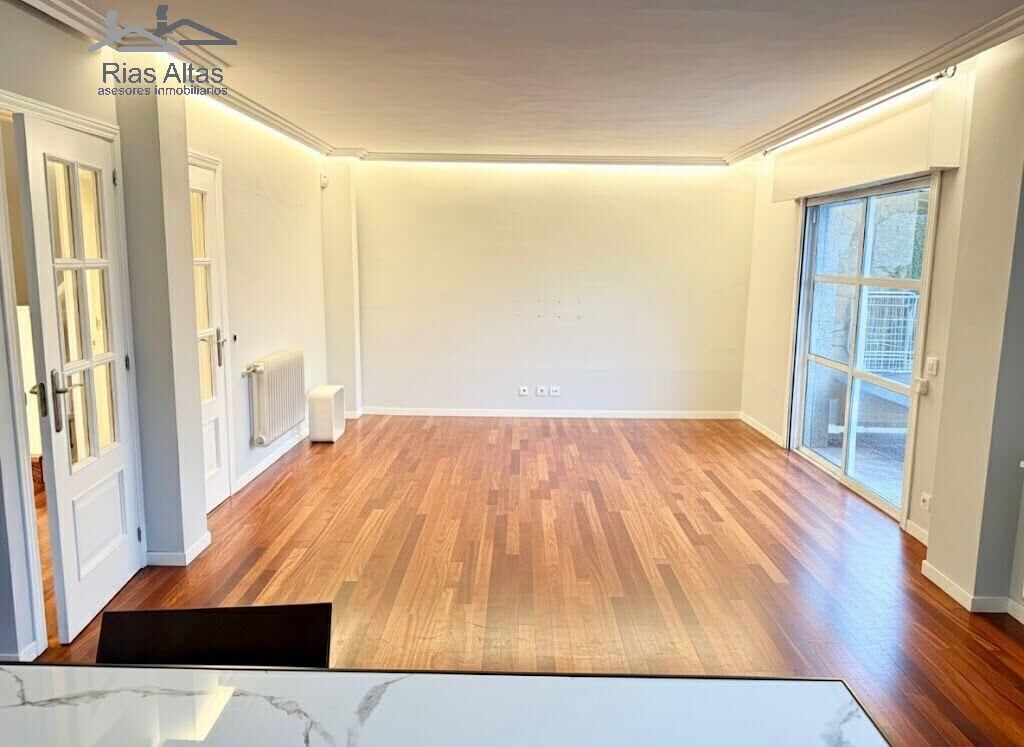 Living room of Single-family semi-detached for sale in Oleiros  with Heating, Private garden and Parquet flooring