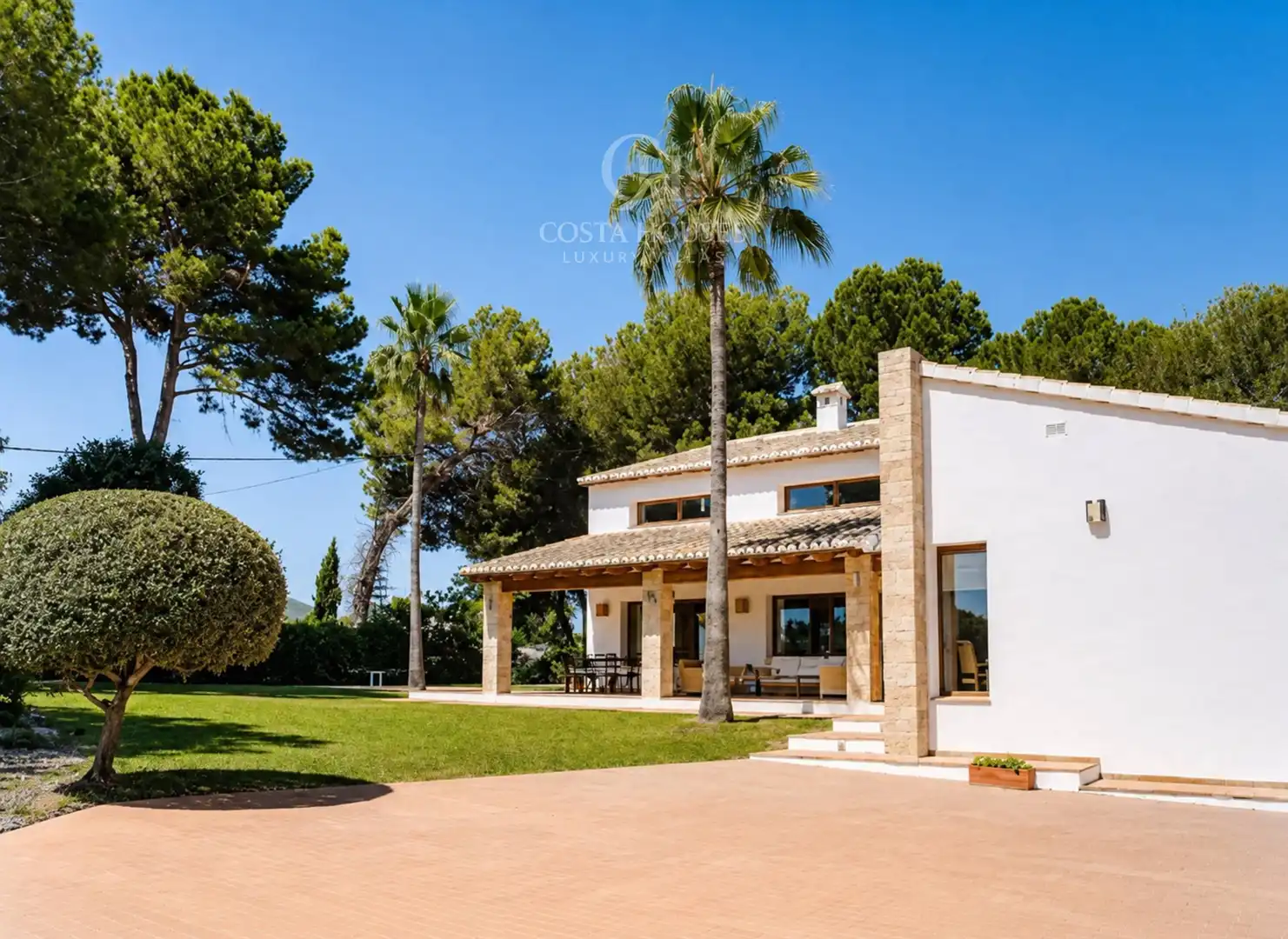 Vista exterior de Casa o xalet en venda en Jávea / Xàbia amb Calefacció, Jardí privat i Terrassa