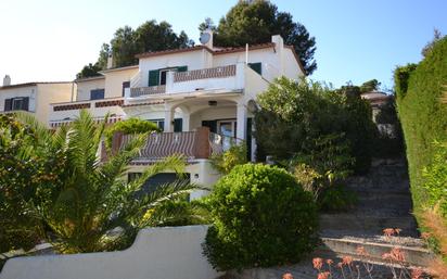 Vista exterior de Casa o xalet en venda en L'Estartit amb Aire condicionat, Calefacció i Jardí privat