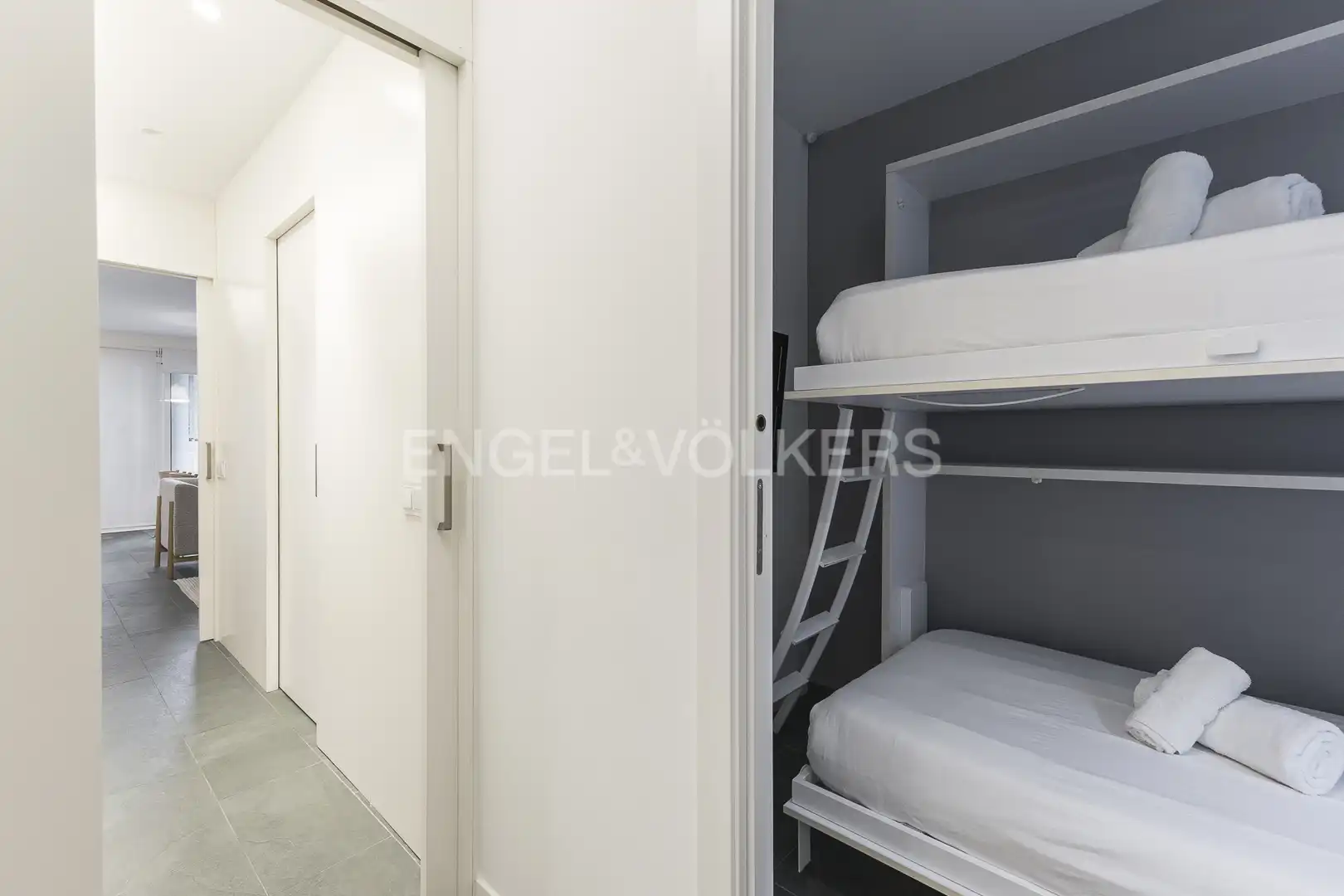 Habitación de Piso en venta en Barcelona con Aire acondicionado, Calefacción y Amueblado