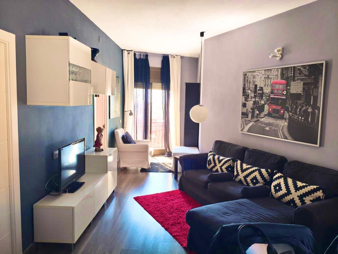 Living room of Flat for sale in Badalona  with Air Conditioner, Terrace and Oven
