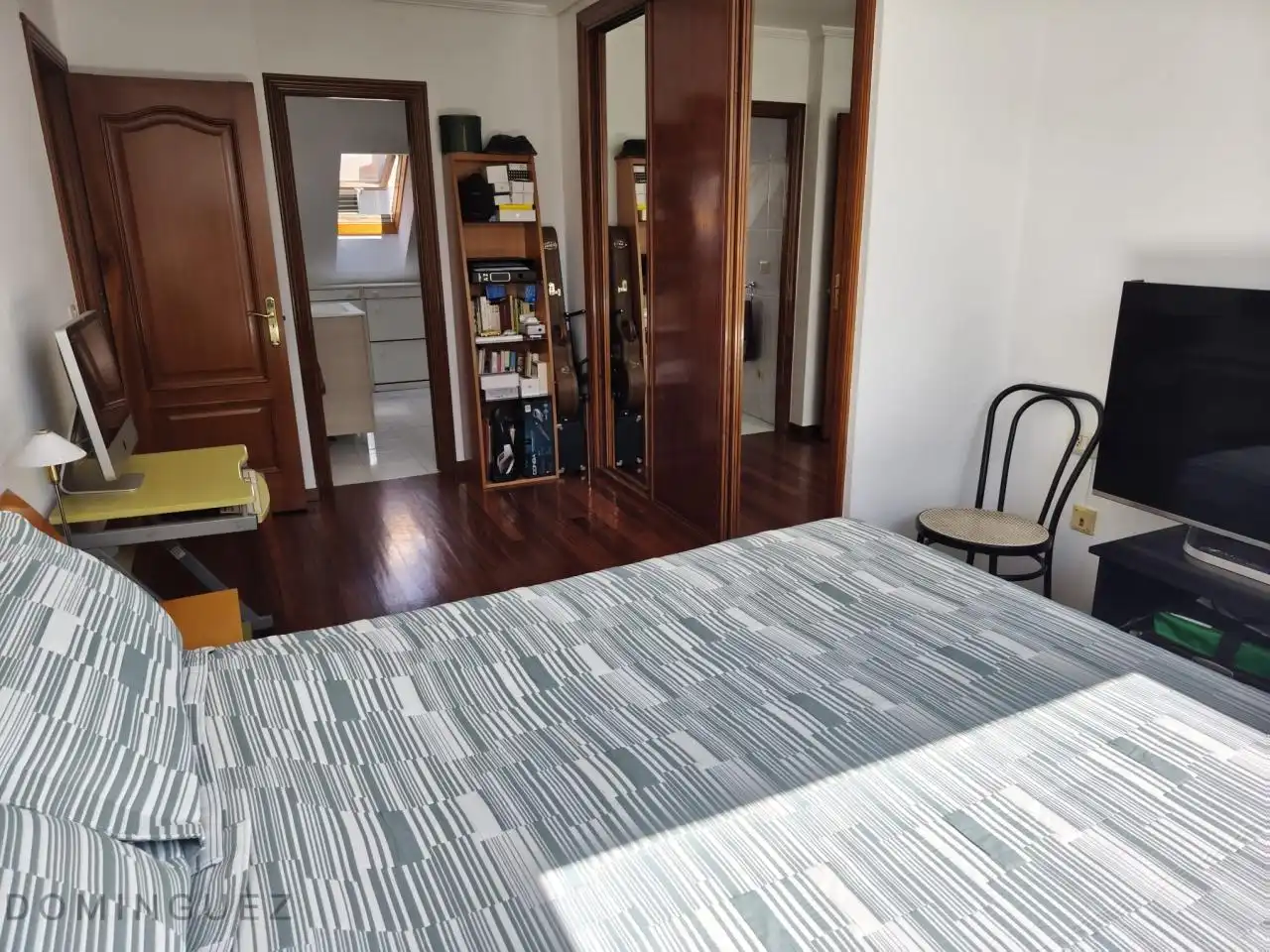 Bedroom of Flat for sale in Vigo   with Heating, Terrace and Storage room