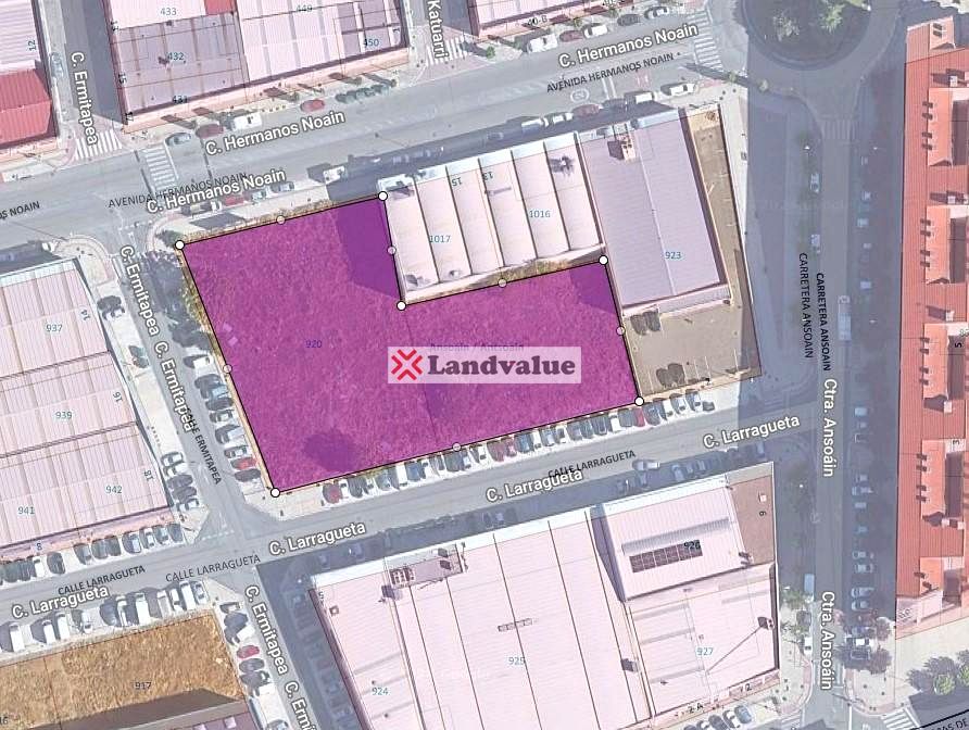 Terreno industrial en venta en Hermanos Noain-Ermitapea-Larragueta, Ansoáin / Antsoain