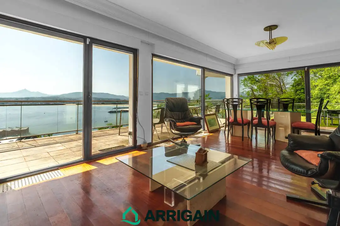 Living room of Houses for sale in Hondarribia  with Heating, Private garden and Terrace