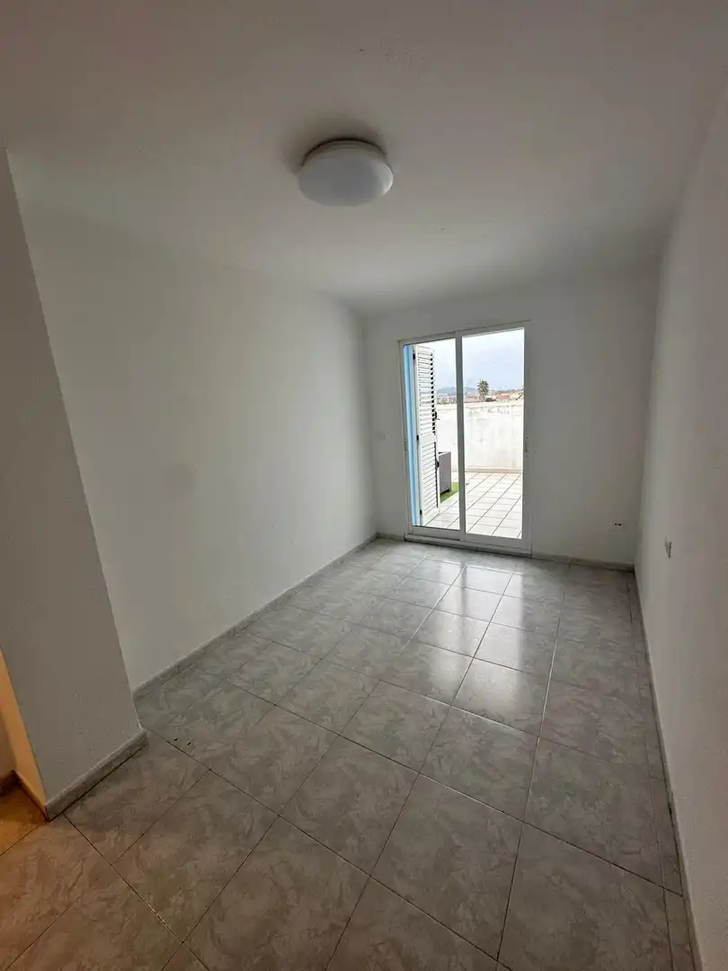Balcony of Attic for sale in Sagunto / Sagunt  with Air Conditioner, Terrace and Storage room