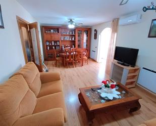 Sala d'estar de Pis en venda en Fuenlabrada amb Aire condicionat, Calefacció i Parquet